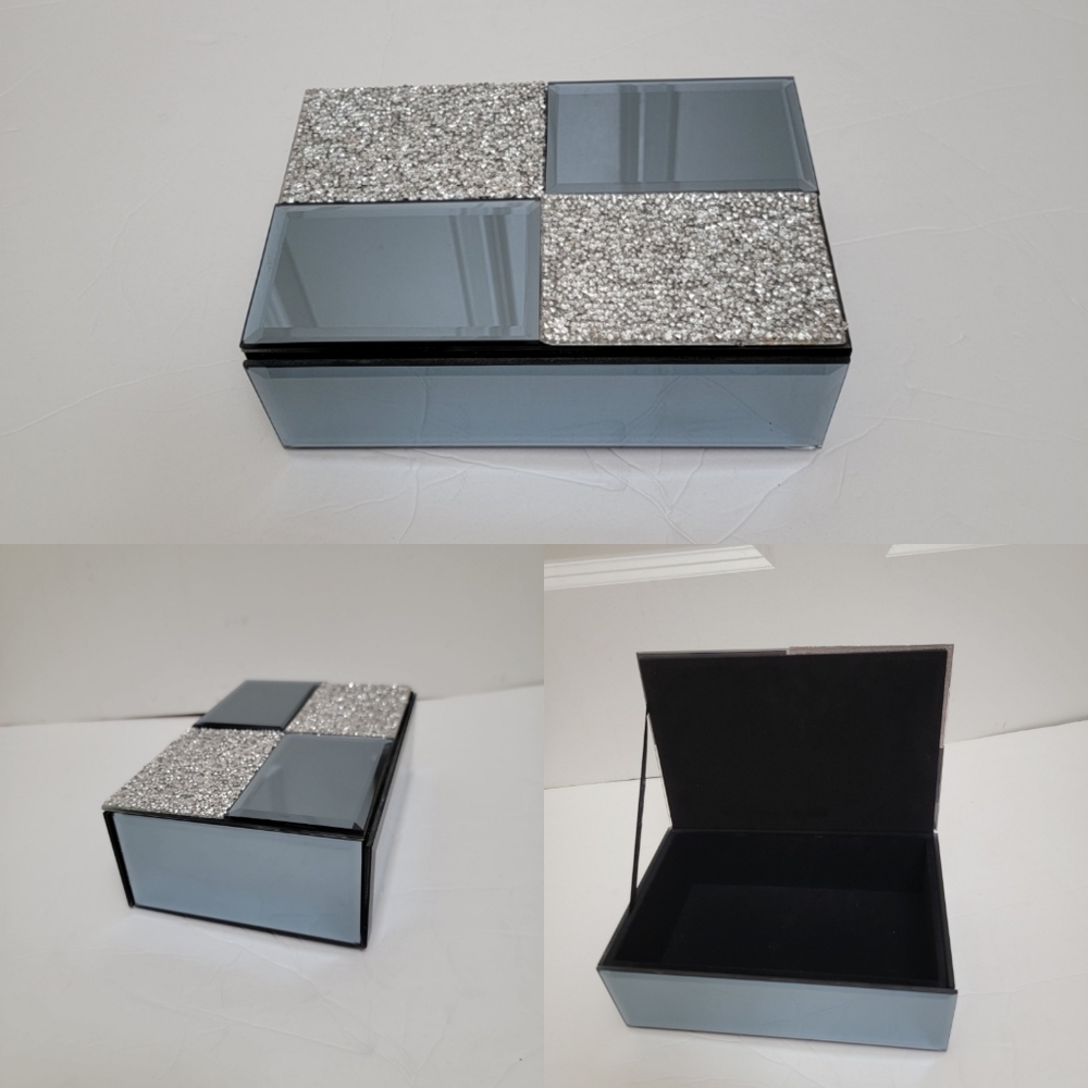 Mirror Jewelry, storage box with rhinestones